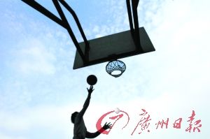 �DƬ�f�����W(xu��)���������ش�W(xu��)�Ļ@�����������W(xu��)�����w���O(sh��)ʩ�Ƿ��򹫱����M(f��i)�_�ţ����˂����c�P(gu��n)ע�Ć��}��