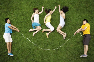 �҂����������P(gu��n)ע����(y��ng)�H���ڌ��ʳ���v��������Ҫ���\��׃���ճ������е�һ����������]���������Εr�g�M��呟����Ǿ͜�(zh��n)��׼������S�r������С��е��׌�҂�һ���\����������